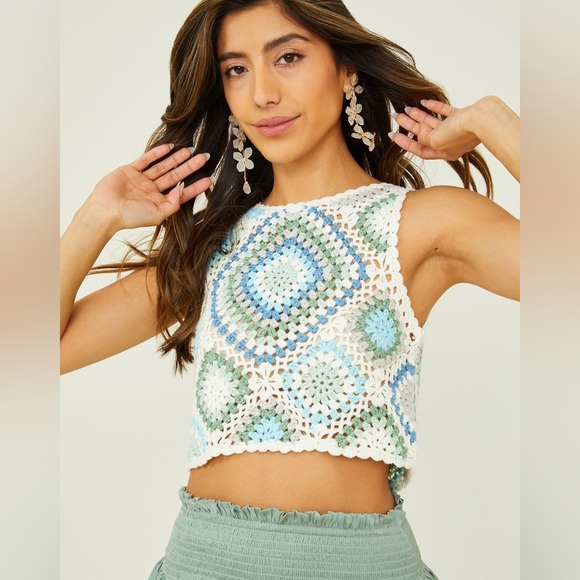 Altar'd State Tops - Altar’d state blue green white knit boho crochet crop tank